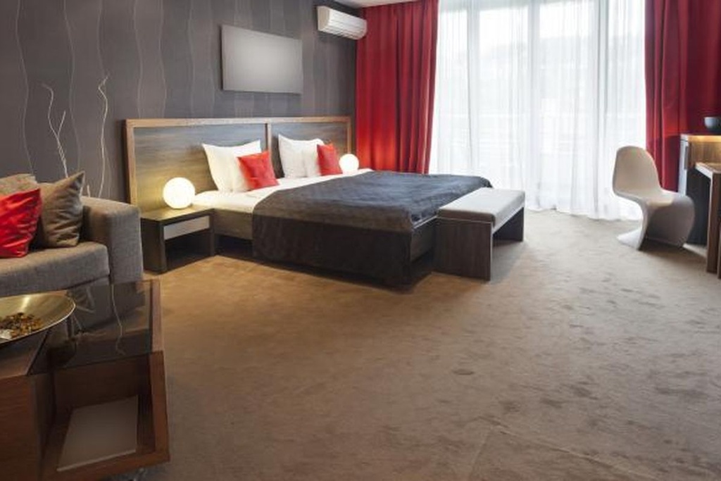 Standard Suite